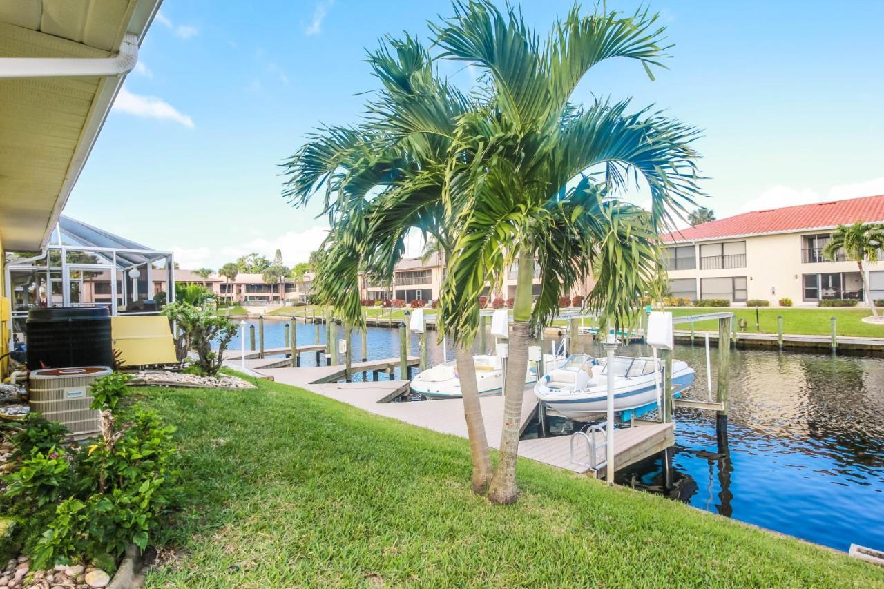 Seatuit Condominiums With Boat Slip Cape Coral Exterior photo