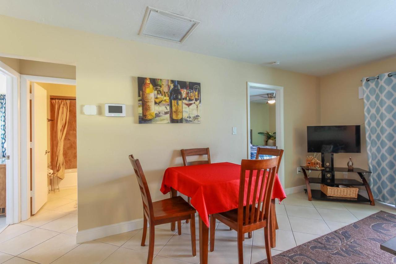 Seatuit Condominiums With Boat Slip Cape Coral Exterior photo