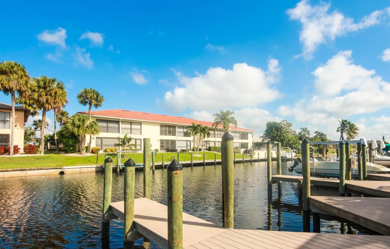 Seatuit Condominiums With Boat Slip Cape Coral Exterior photo