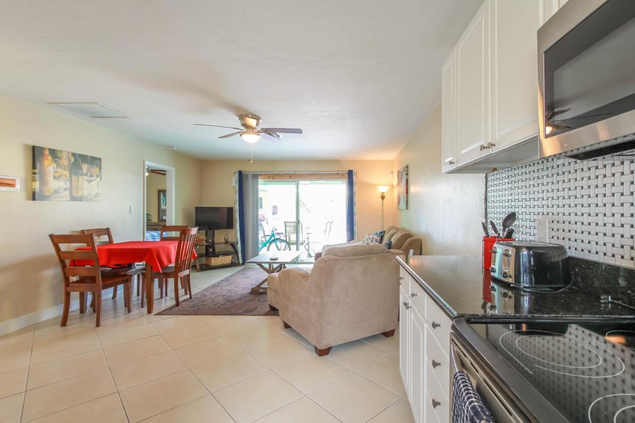 Seatuit Condominiums With Boat Slip Cape Coral Exterior photo