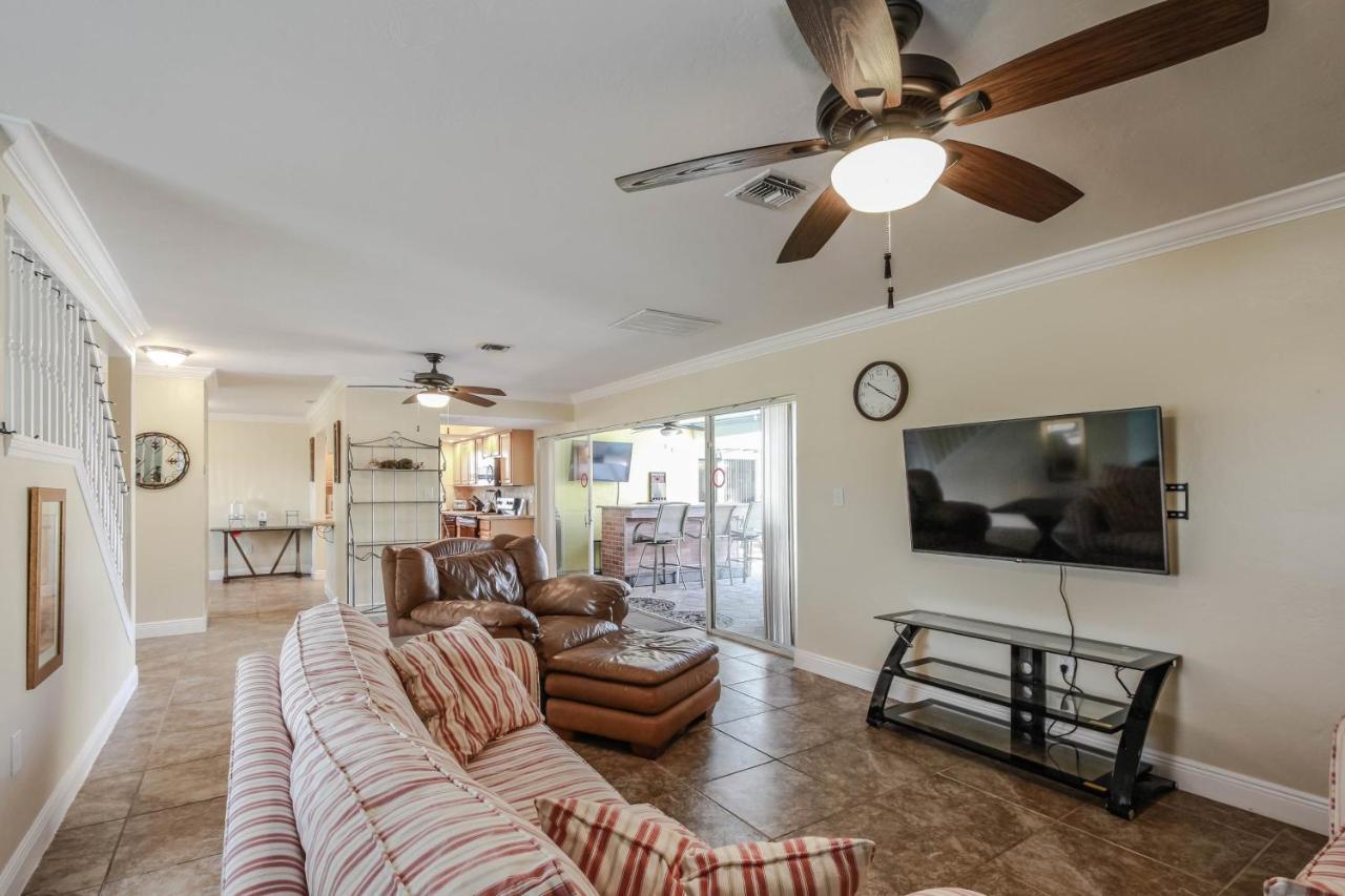 Seatuit Condominiums With Boat Slip Cape Coral Exterior photo