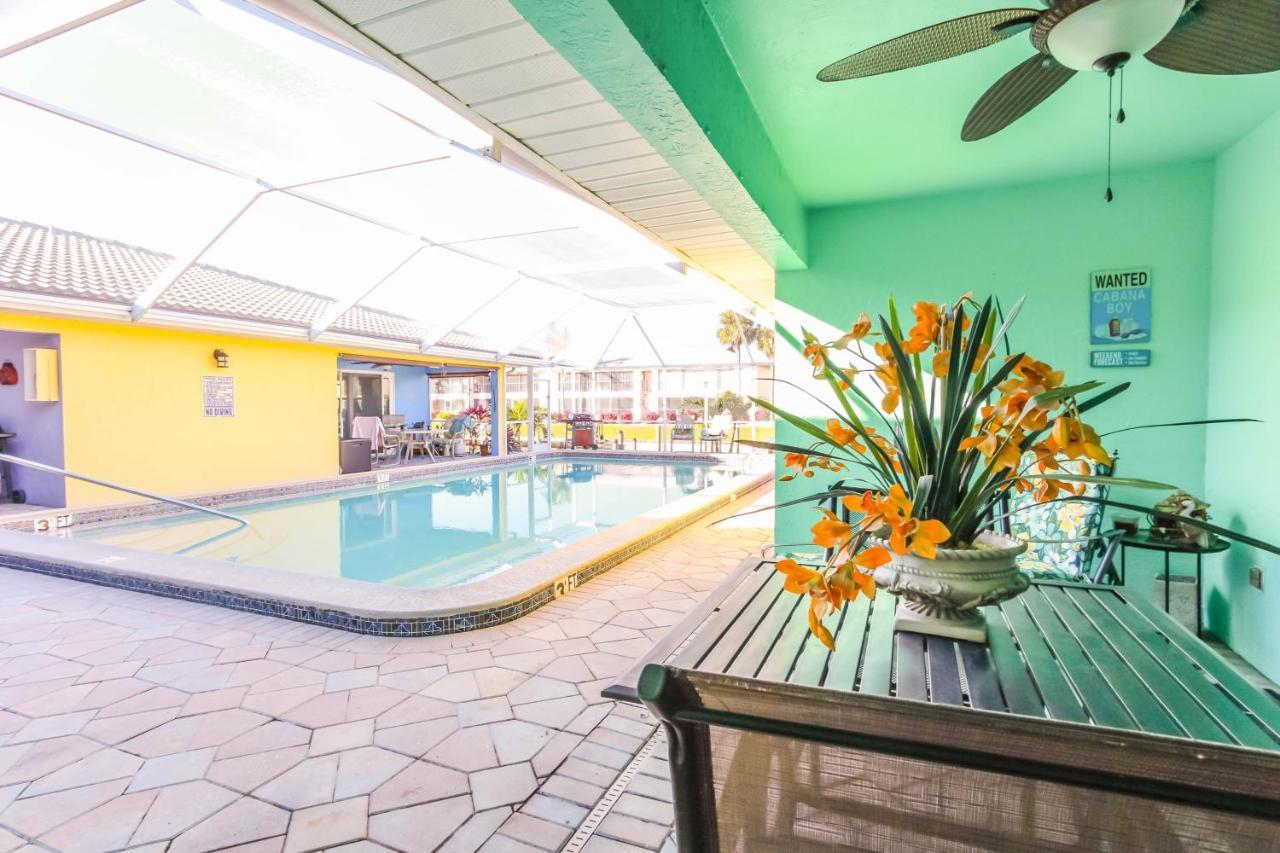 Seatuit Condominiums With Boat Slip Cape Coral Exterior photo